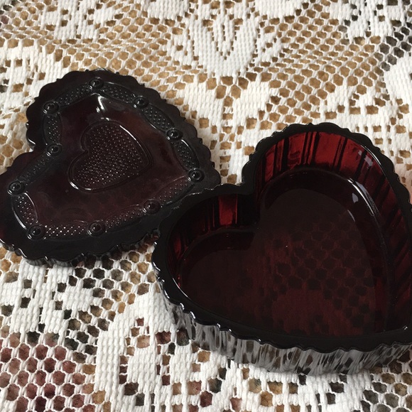 Avon | Storage & Organization | Vintage Avon Cape Cod Collection Heart ...